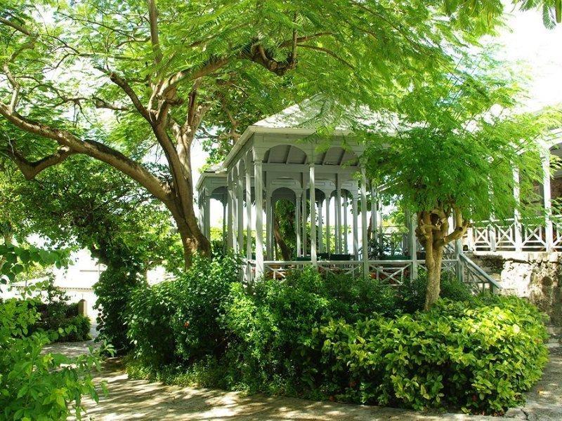 Sugar Mill Hotel Great Carrot Bay Екстериор снимка